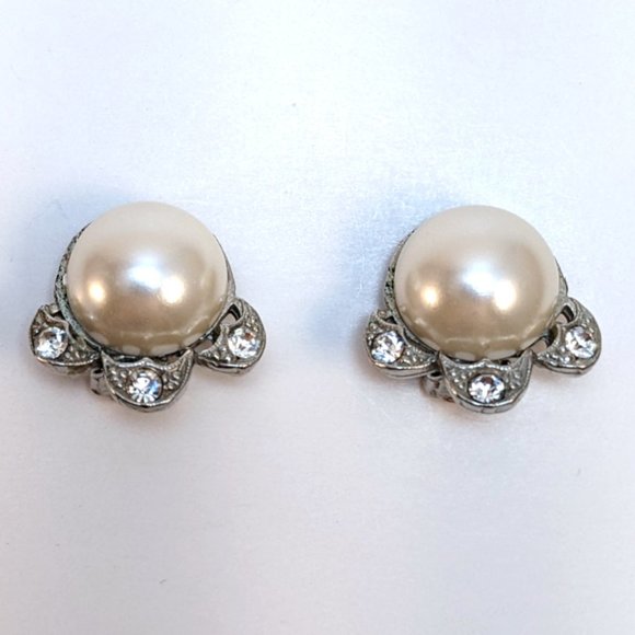 Vintage 50s Clip Crystal Faux Pearl Earrings Art Nouveau Formal Party Midcentury - Picture 1 of 4